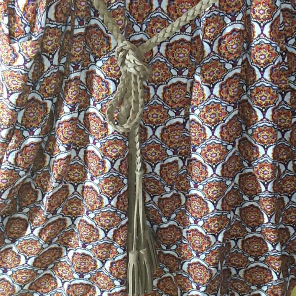Dress - Picture 4 of 4